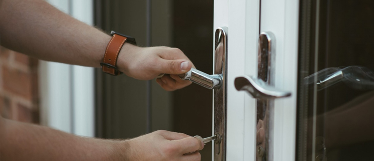 24 hour key locksmith Acton